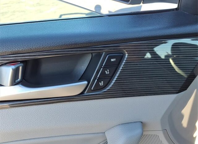 
 Hyundai Sonata Plug-In Hybrid full									