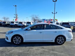 
 Hyundai Sonata Plug-In Hybrid full									