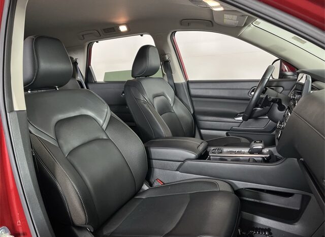 
 Nissan Pathfinder full									