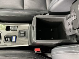 
 Mitsubishi Outlander PHEV full									