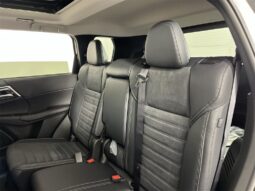 
 Mitsubishi Outlander full									