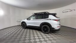 
 Mitsubishi Outlander full									