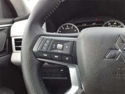 
 Mitsubishi Outlander full									