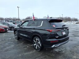 
 Mitsubishi Outlander full									