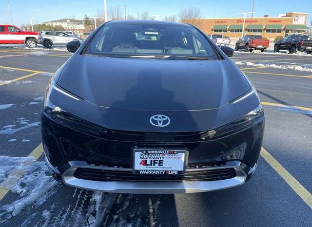 
 Toyota Prius Plug-In Hybrid full									