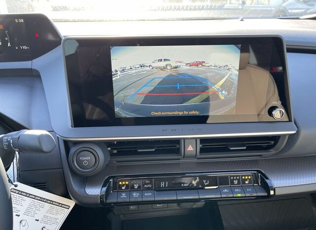 
 Toyota Prius full									