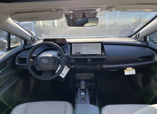 
 Toyota Prius full									