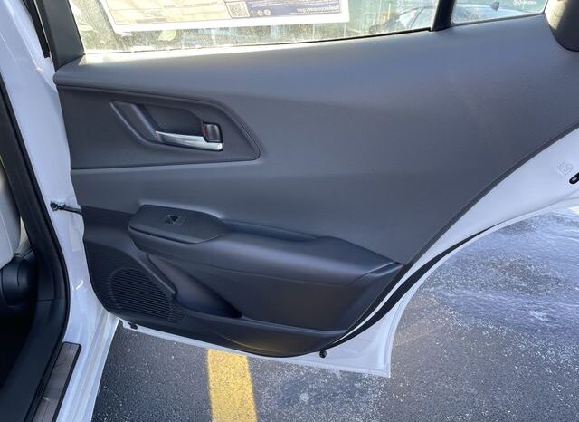 
 Toyota Prius full									