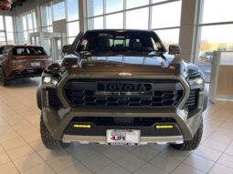 Toyota Tacoma full