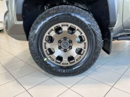 Toyota Tacoma full