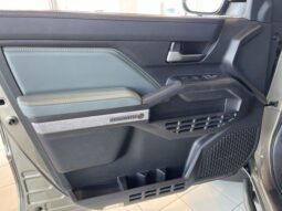 Toyota Tacoma full