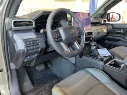 Toyota Tacoma full