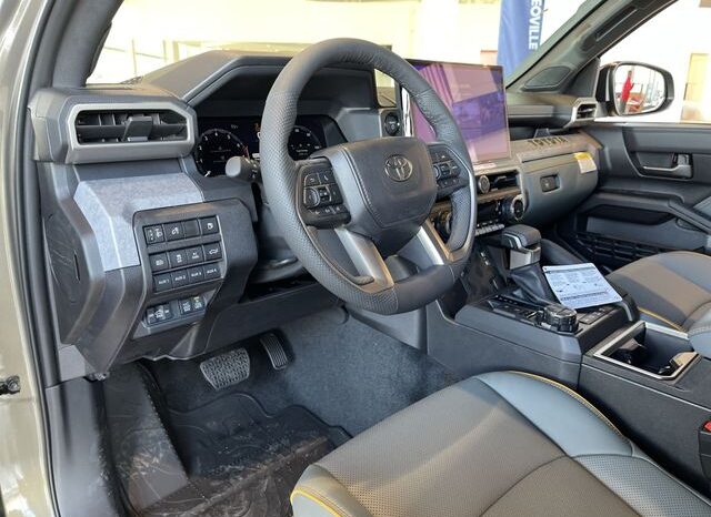 
 Toyota Tacoma full									