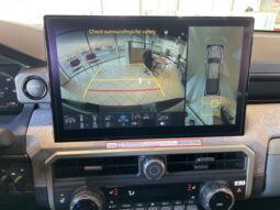 Toyota Tacoma full