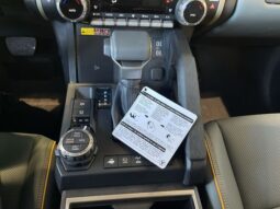 Toyota Tacoma full