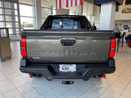 Toyota Tacoma full