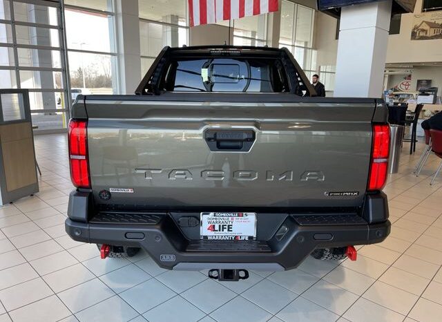 
 Toyota Tacoma full									