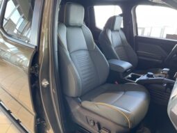 Toyota Tacoma full