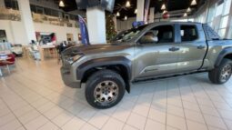 Toyota Tacoma full