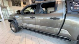 Toyota Tacoma full