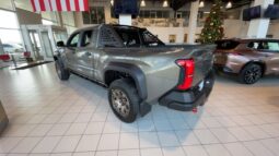 Toyota Tacoma full