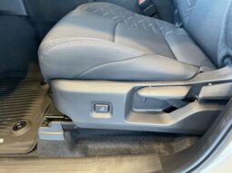 
 Toyota Tacoma full									