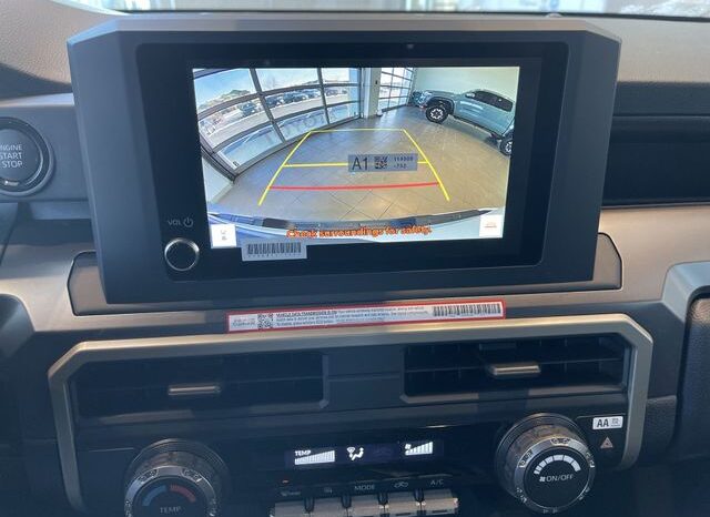
 Toyota Tacoma full									