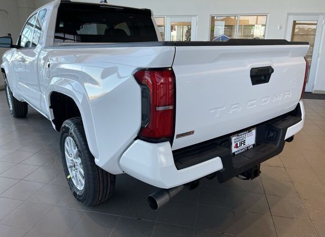 
 Toyota Tacoma full									