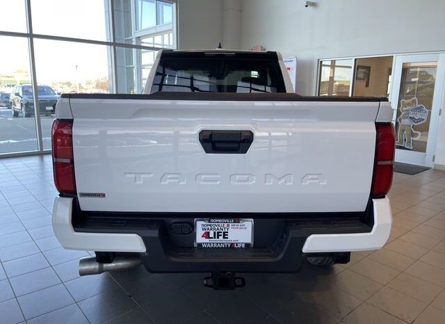 
 Toyota Tacoma full									