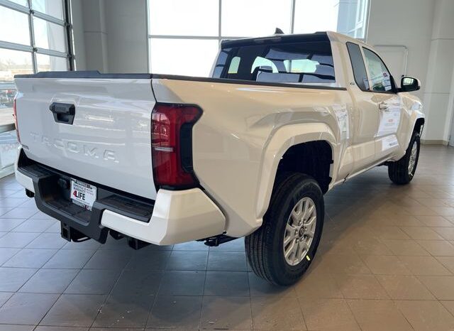 
 Toyota Tacoma full									