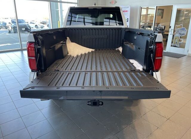 
 Toyota Tacoma full									