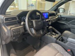 
 Toyota Tacoma full									