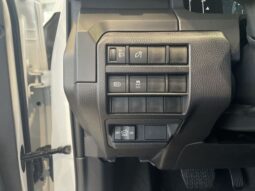 
 Toyota Tacoma full									