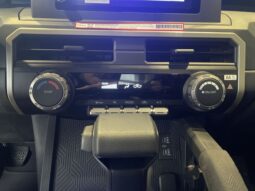 
 Toyota Tacoma full									