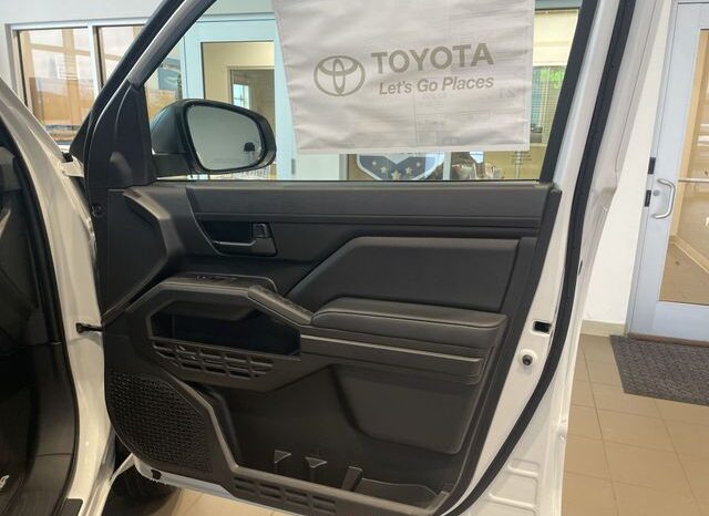 
 Toyota Tacoma full									