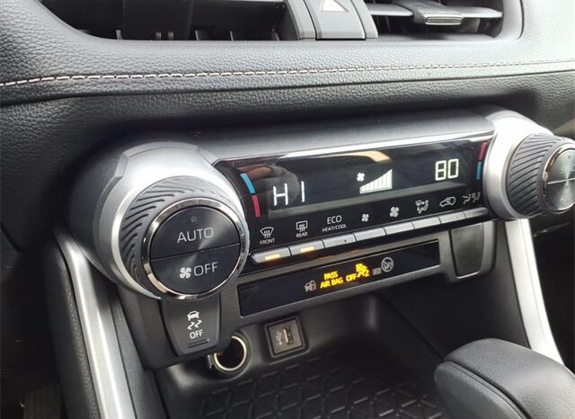 
 Toyota RAV4 Hybrid full									