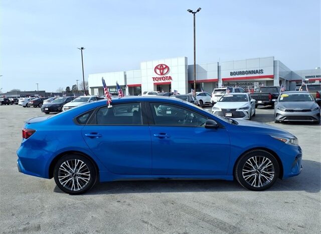 
 Kia Forte full									