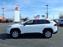 Toyota RAV4 full