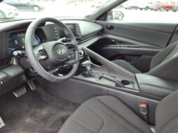 Hyundai Elantra full