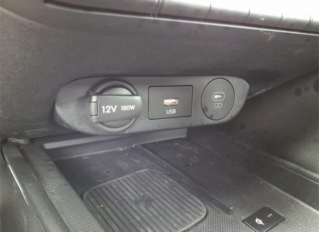 
 Hyundai Elantra full									