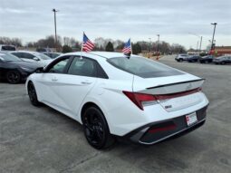 Hyundai Elantra full