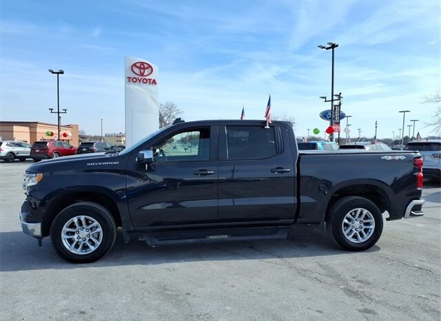 
 Chevrolet Silverado 1500 full									