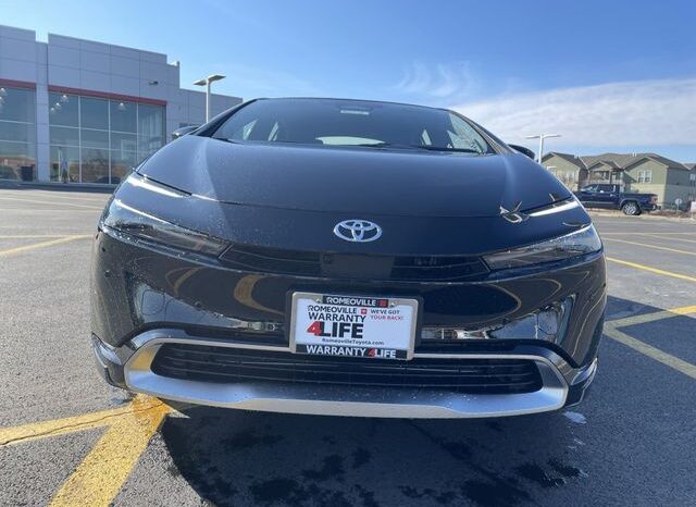 
 Toyota Prius Plug-In Hybrid full									