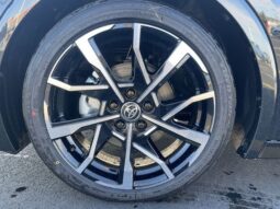 
 Toyota Prius Plug-In Hybrid full									