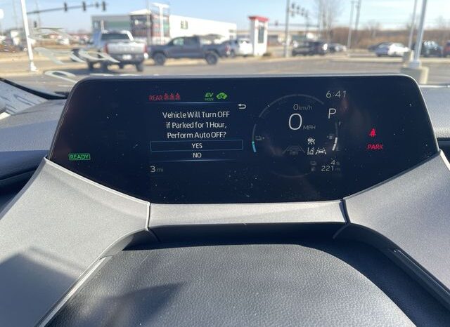 
 Toyota Prius Plug-In Hybrid full									