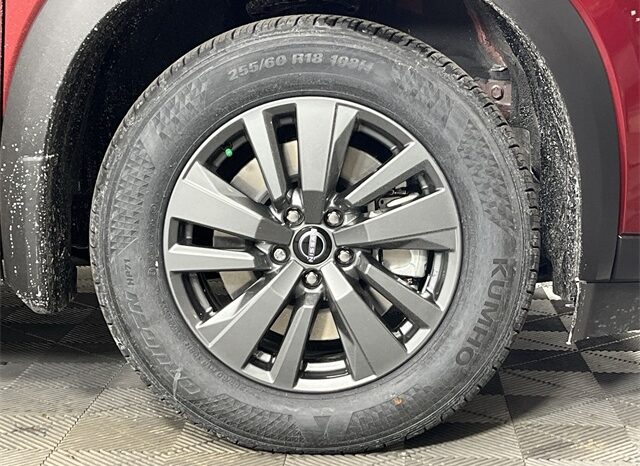 
 Nissan Pathfinder full									