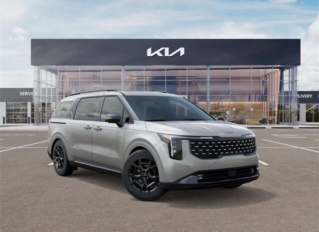 
 Kia Carnival Hybrid full									