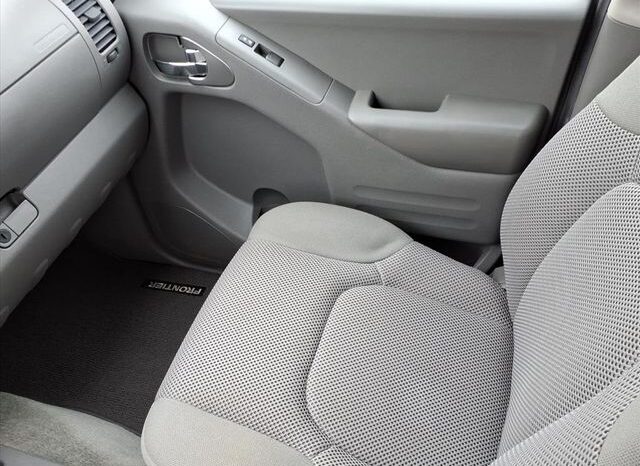 
 Nissan Frontier full									