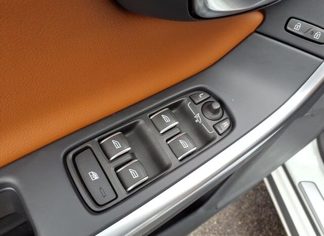 
 Volvo S60 Inscription full									