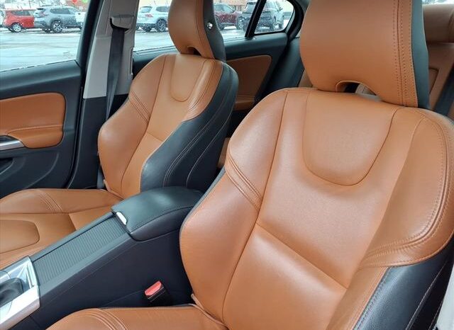 
 Volvo S60 Inscription full									